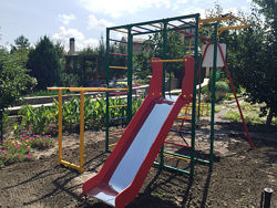 #4: Дельфин горка