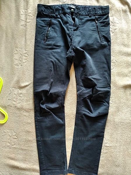 Штаны брюки от HM р.164 силуэт shaped leg чёрный цвет 