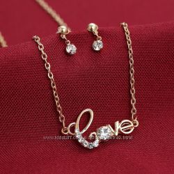 Набор украшений ожерелье цепочка с подвеской Love и сережки 9795