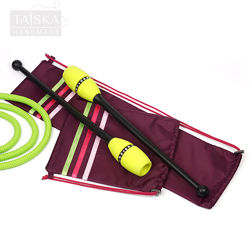 #2: бордовий