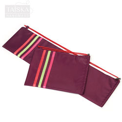 #8: бордовий