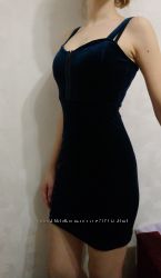 Бархатное нарядное платье, S-XS, мини, H&M  глубокого темно- синего цвета 