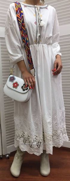 Лаконичное котоновое платье в этно-стиле, Италия, скидка