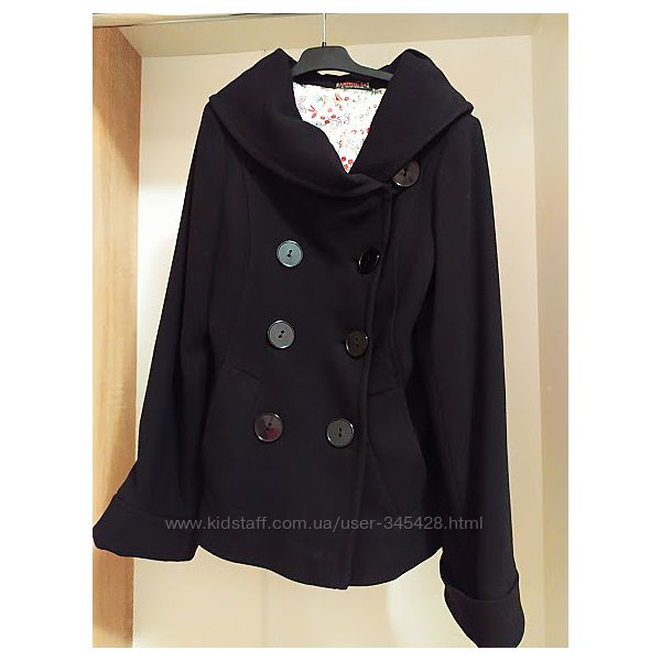 Стильное черное короткое пальто Armoda. Размер M/38 шерсть кашемир