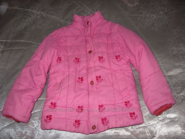 Розовая курточка на флисе для двора