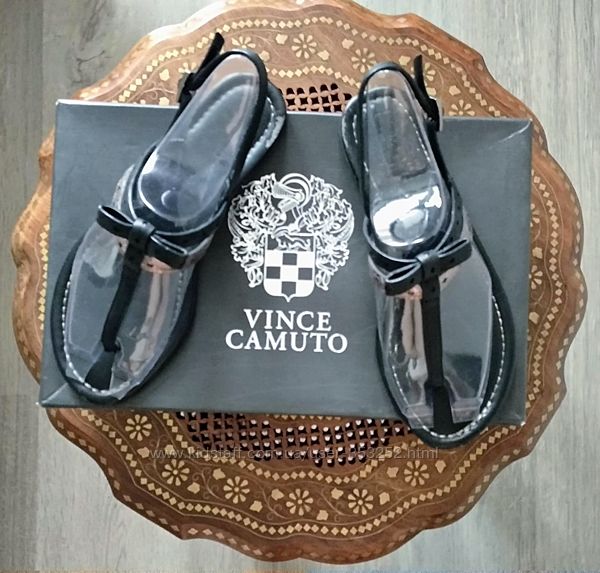 Супер стильные сандалии Vince Camuto  