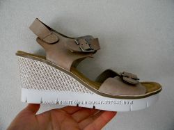 кожаные босоножки антистресс Rieker 37р.