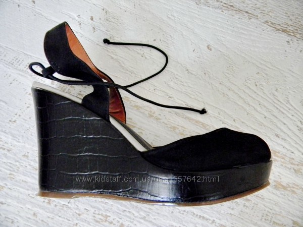 кожаные босоножки Andre 36-37р.