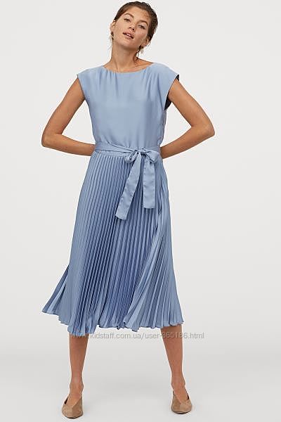 шикарное платье H&M плиссе