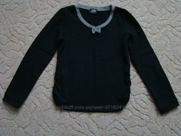 Продам черный школьный джемпер, свитер Sly р 140 Польша в идеале