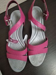 Босоножки Crocs w8