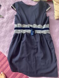 Продаётся платье - сарафан Моне в школу с кружевом рост 135 