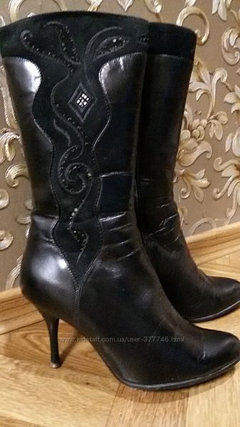 Зимние натуральные полусапоги 38 р в отличном состоянии