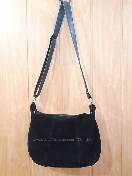 Жіноча сумка на плече модель 539 замш / замінник кольори чорний бордо синій
