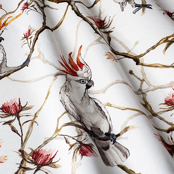 Декоративная ткань с крупными белыми попугаями на веточках. Испания