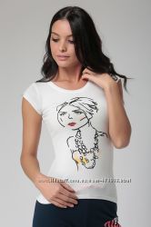 белая женская футболка HAPPINESS с нарисованной девочкой , фирменная Турция