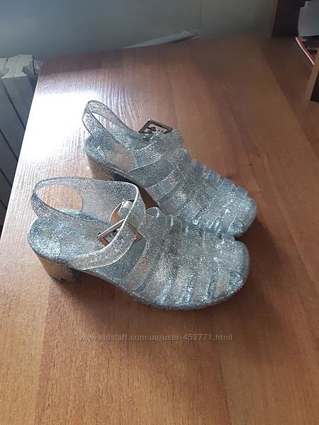 Силиконовые босоножки ocean club