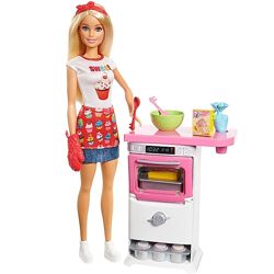 Кукла Барби Кондитер Шеф-Повар Блондинка Barbie Bakery Chef FHP57