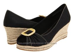 Босоножки женские Naturalizer  новые  из США 26. 6 см