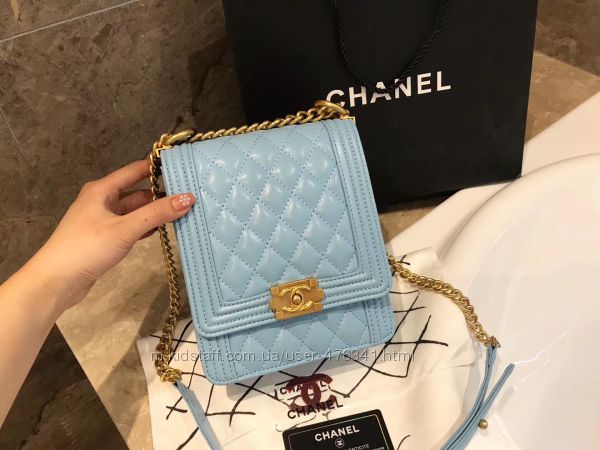 Женская сумка Chanel в наличии.