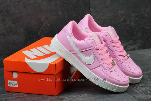Кроссовки женские Nike Air Force pink