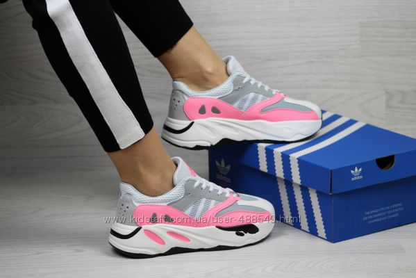 Кроссовки Adidas x Yeezy Boost 700 OG, белые с розовым