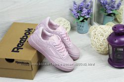  Кроссовки женские Reebok Naked pink