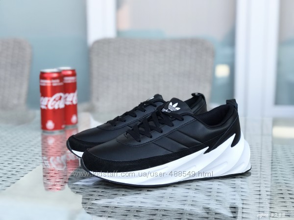 Кроссовки мужские Adidas Sharks черно белые 8288