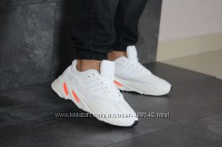 Кроссовки мужские Adidas Yeezy Boost 700 white
