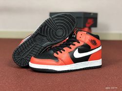  Кроссовки мужские Nike Air Jordan 1 Retro 8579