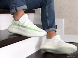  Мужские кроссовки Adidas x Yeezy Boost белые с салатовым