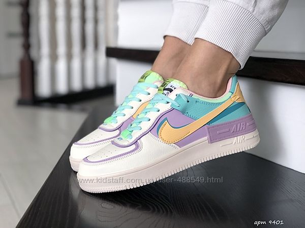 Кроссовки женские Nike Air Force, бежевые