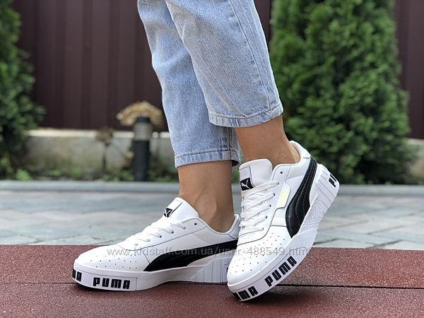 Кроссовки женские Puma, белые с черным