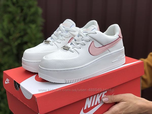 Кроссовки женские Nike Air Force AF-1, белый с розовым