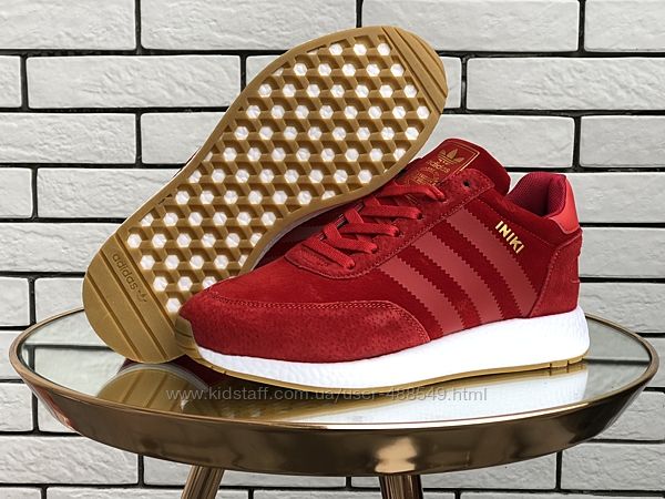 Зимние кроссовки женские Adidas Iniki, красные , замш, мех