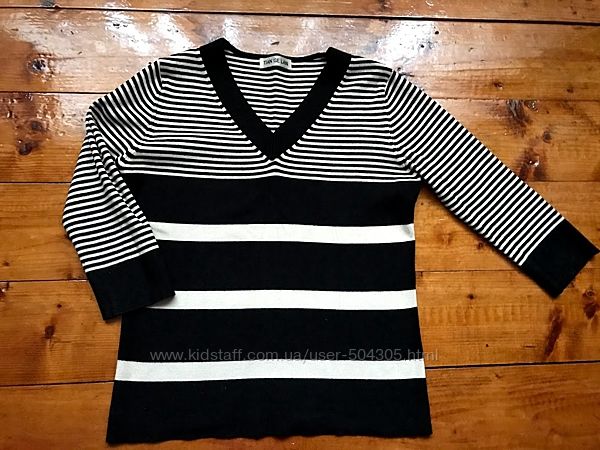 Светрик в смужку