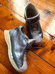 Шкіряні кросовочки