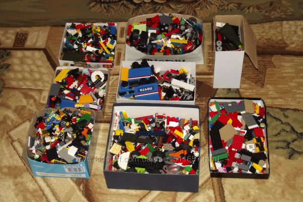Большая коллекция детских конструкторов Lego и конструкторов-аналогов