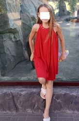 Нарядный сарафан со стразами benetton, плиссе