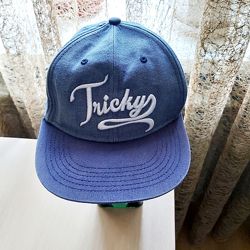 Джинсовая кепка с прямым козырьком H&M