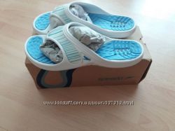 Шлепанцы speedo