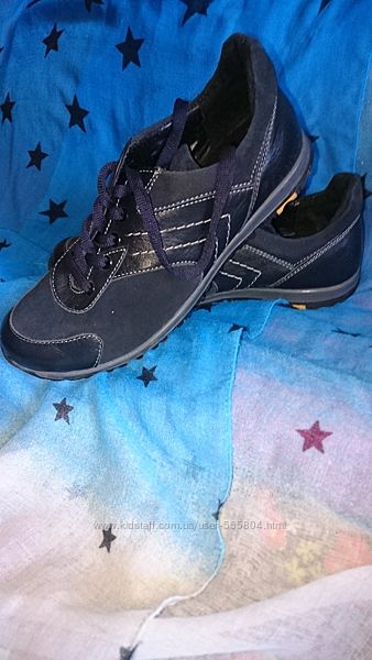 Кроссівки-туфлі кожані хлопчику 37 р.