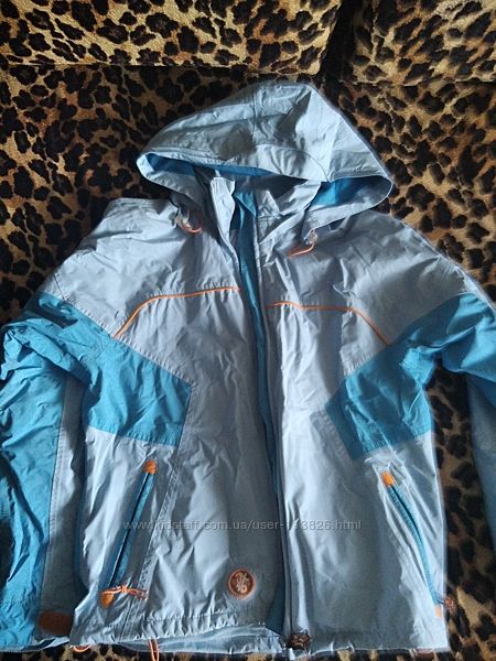 Продам курточку