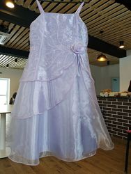 Святкова блідо-бузкова сукня/сиреневое платье Ladybird,116-122