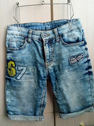 Модные джинсовые  шорты на мальчика