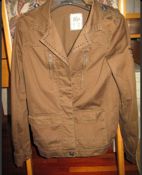 Куртка-ветровка-пиджак XS-S