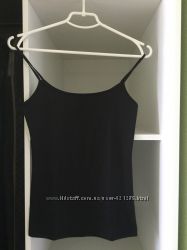Маечка чёрного цвета  Zara оригинал цену снизила