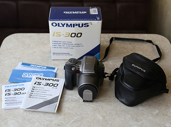 Зеркальный пленочный фотоаппарат Olympus IS 300