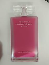 Narciso Rodriguez Fleur Musc For Her Florale- бергамот, роза, мускус и янта