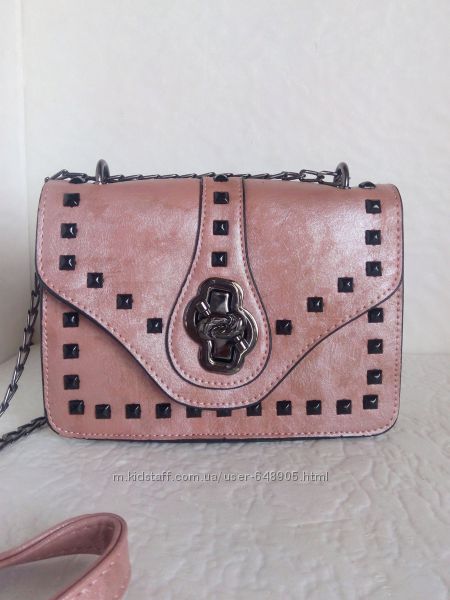 Оригинальная маленькая розовая сумочка